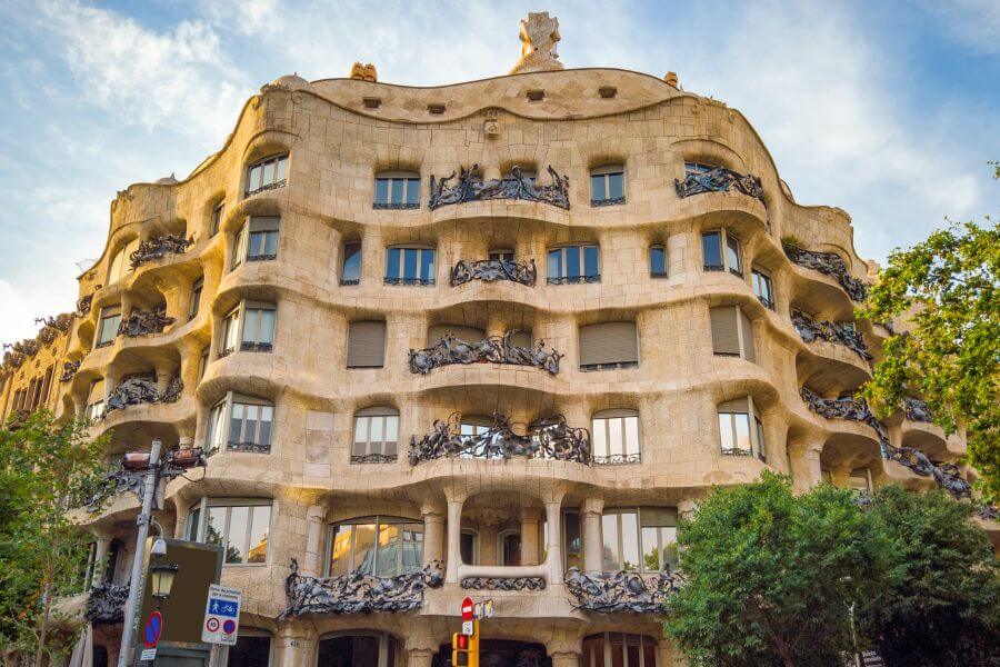 Casa Milà